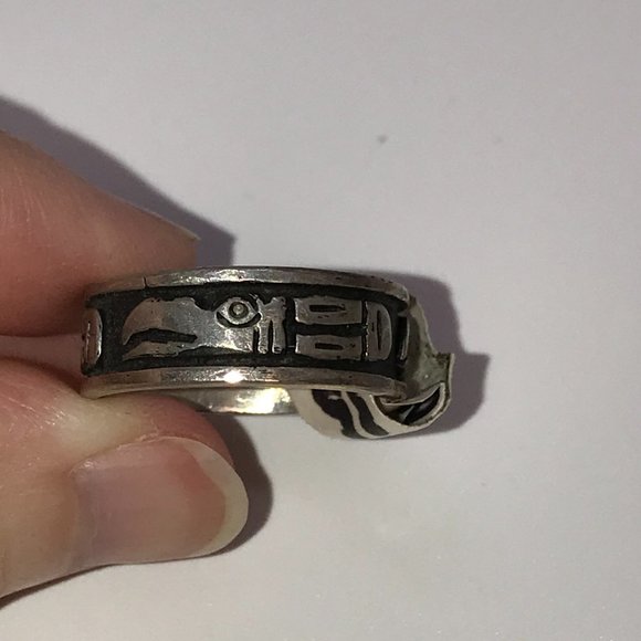 Sterling Silver Tribal Toucan Ring, Size 8 1/2 - Picture 3 of 7